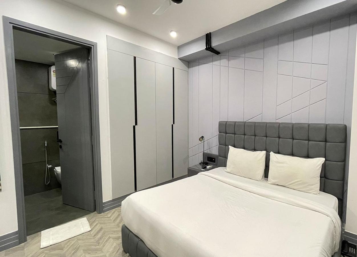 Bedchambers Serviced Apartments, Mg Road Gurgaon Eksteriør billede