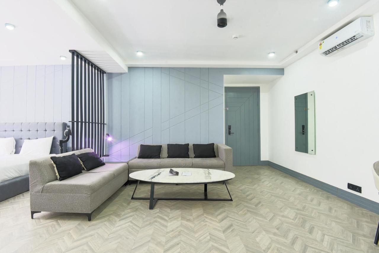 Bedchambers Serviced Apartments, Mg Road Gurgaon Eksteriør billede