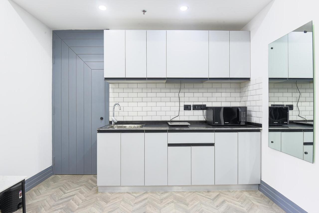 Bedchambers Serviced Apartments, Mg Road Gurgaon Eksteriør billede