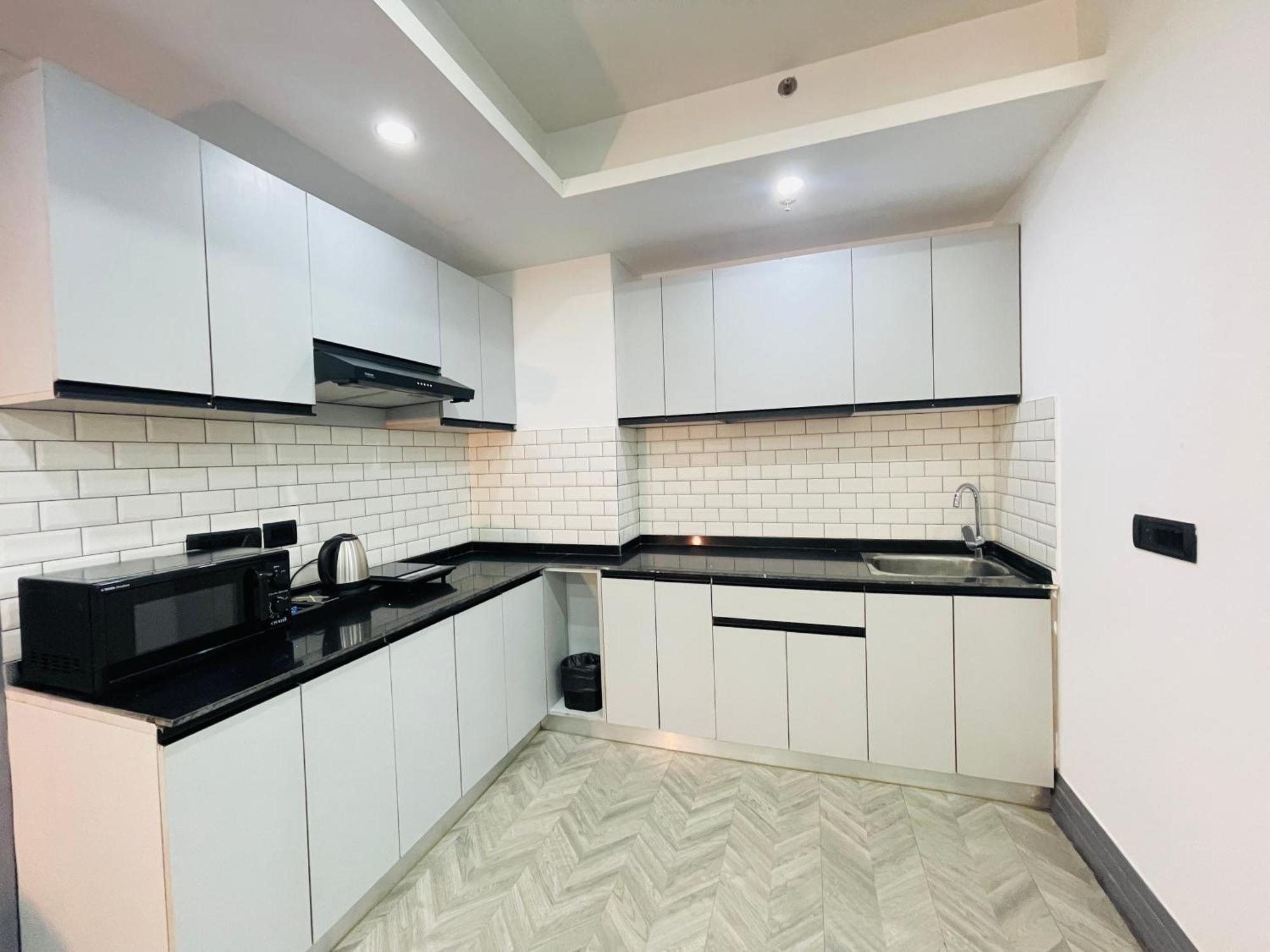 Bedchambers Serviced Apartments, Mg Road Gurgaon Eksteriør billede