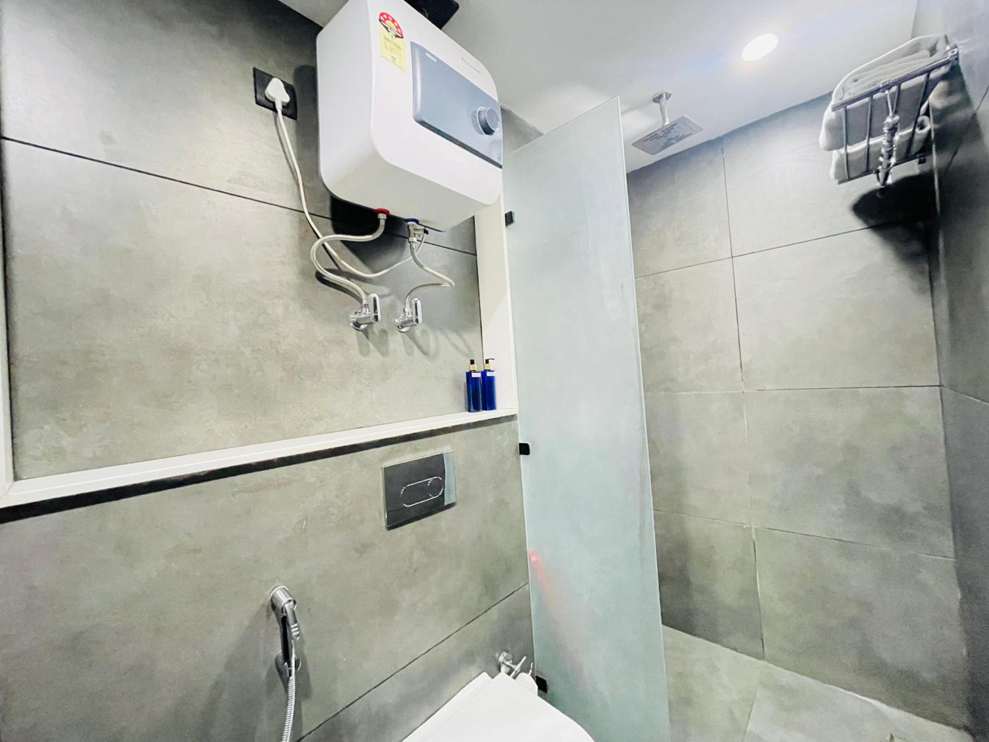 Bedchambers Serviced Apartments, Mg Road Gurgaon Eksteriør billede