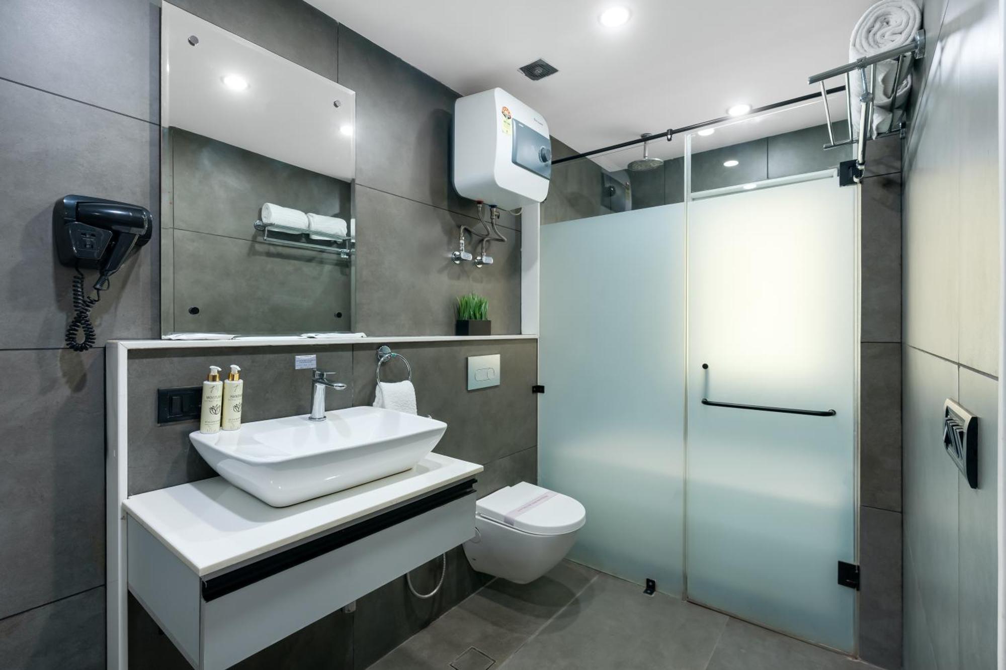 Bedchambers Serviced Apartments, Mg Road Gurgaon Eksteriør billede
